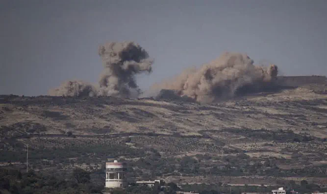 View from Israeli Golan Heights of fighting in Syria (file)